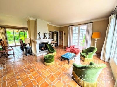 /international/fr/orvault-pays-de-la-loire-310099812141/