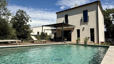 /international/fr/arpaillargues-et-aureillac-languedoc-roussillon-310100735078/?lang=zh-cn