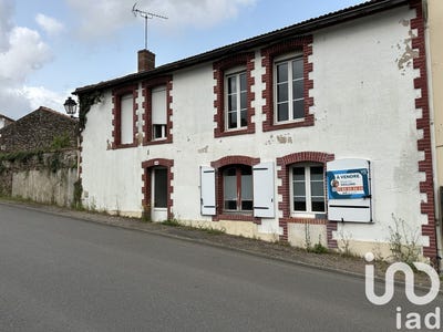 /international/fr/le-champ-saint-pere-pays-de-la-loire-310100011476/