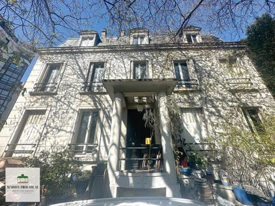 /international/fr/paris-12-ile-de-france-310100577304/