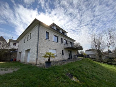 /international/fr/gramat-midi-pyrenees-310109439781/