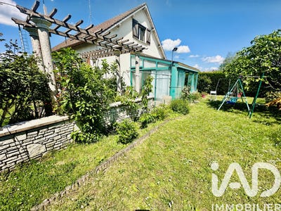 /international/fr/chartres-centre-val-de-loire-310107969285/