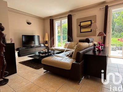 /international/fr/villabe-ile-de-france-310100292797/