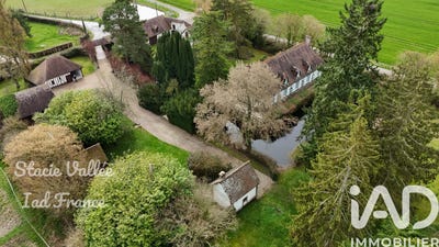/international/fr/les-baux-de-breteuil-upper-normandy-310106415944/