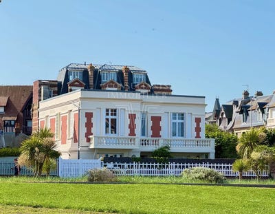 /international/fr/deauville-la-basse-normandie-310108460243/