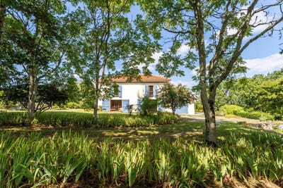 /international/fr/castelsagrat-midi-pyrenees-310109970324/