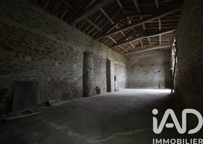 /international/fr/saint-pierre-des-echaubrognes-charente-310108921359/