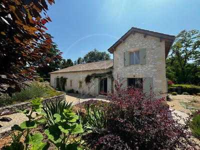 /international/fr/les-leves-et-thoumeyragues-aquitaine-310098732127/