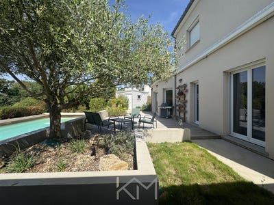/international/fr/smarves-charente-310108677237/