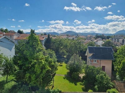 /international/fr/clermont-ferrand-auvergne-310101443852/?lang=en