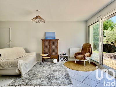 /international/fr/la-rochelle-franche-comte-310095173116/