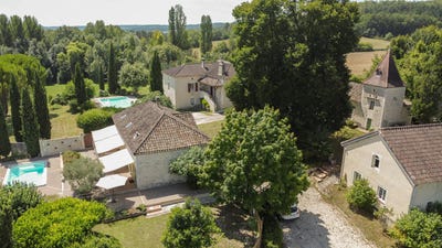 /international/fr/montcuq-midi-pyrenees-120090374166/