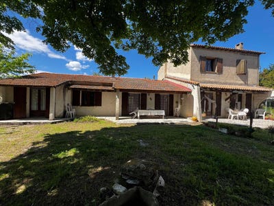 /international/fr/fourques-languedoc-roussillon-310100649407/?lang=zh-tw