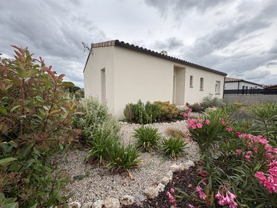 /international/fr/belveze-du-razes-languedoc-roussillon-310108792438/