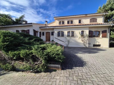 /international/fr/albi-midi-pyrenees-310102811771/