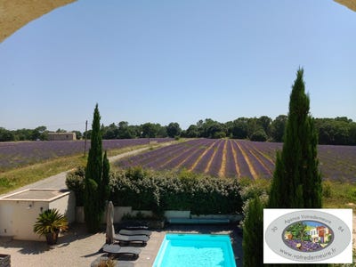 /international/fr/pont-saint-esprit-languedoc-roussillon-310108105409/