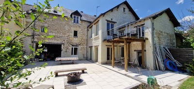 /international/fr/chinon-centre-val-de-loire-310098340897/?lang=zh-tw