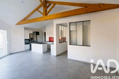 /international/fr/avrille-pays-de-la-loire-310106051271/