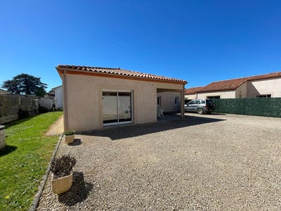 /international/fr/monsempron-libos-aquitaine-310107362674/
