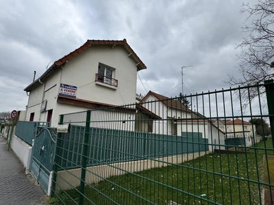 /international/fr/pierrefitte-sur-seine-ile-de-france-310098949066/?lang=zh-cn