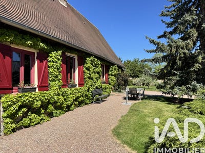 /international/fr/mesnils-sur-iton-upper-normandy-310105892817/