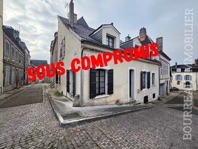 /international/fr/joigny-burgundy-310103646020/