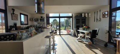 /international/fr/aigueze-languedoc-roussillon-310104263488/