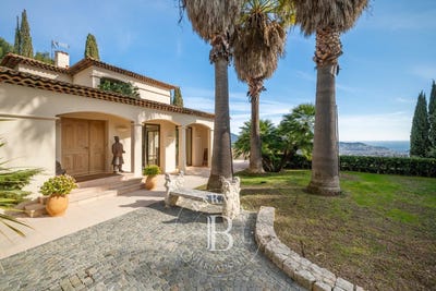 /international/fr/nice-provence-alpes-cote-d-azur-310108953070/