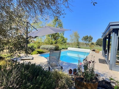 /international/fr/saint-etienne-de-tulmont-midi-pyrenees-310107362227/