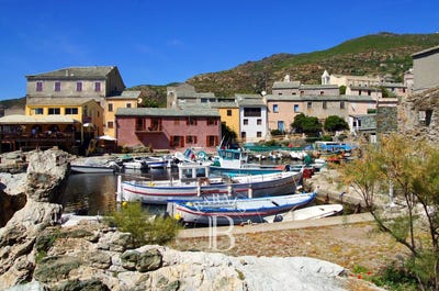 /international/fr/centuri-corsica-310107950483/