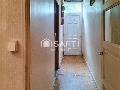 /international/fr/saintes-charente-310108313670/