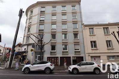 /international/fr/clermont-ferrand-auvergne-310098813612/