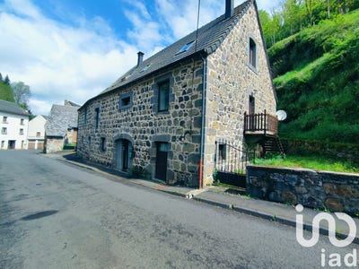 /international/fr/rochefort-montagne-auvergne-310096787023/