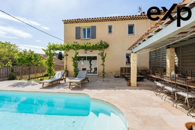/international/fr/plan-de-cuques-provence-alpes-cote-d-azur-310107888903/