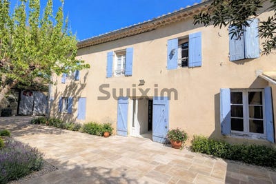 /international/fr/uzes-aquitaine-310108324230/