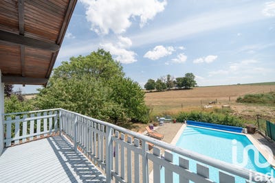 /international/fr/saint-genest-charente-310099781225/