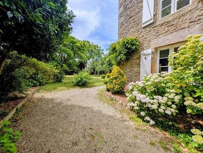 /international/fr/dinan-brittany-310108762098/?lang=de