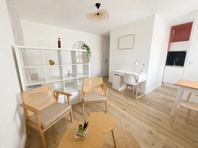 /international/fr/clermont-ferrand-auvergne-310108314770/