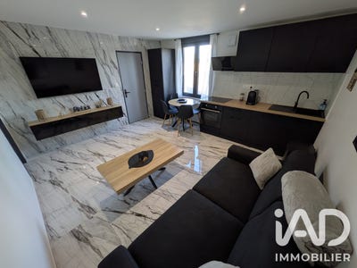 /international/fr/la-chapelle-sur-loire-centre-val-de-loire-310109222444/