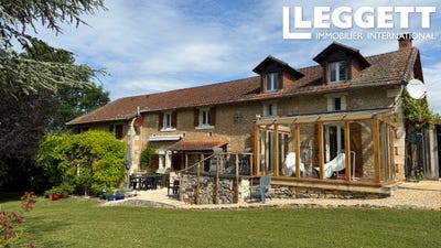 /international/fr/negrondes-aquitaine-310107943810/