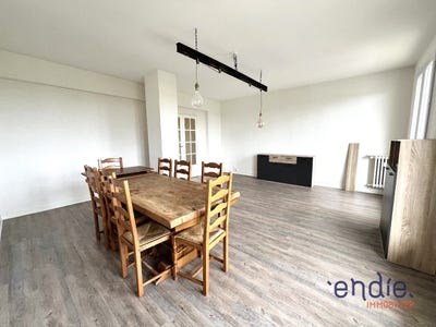 /international/fr/poitiers-charente-310106794014/
