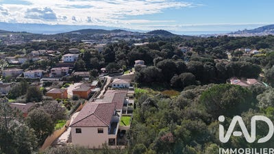 /international/fr/ajaccio-corsica-310107973778/