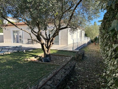 /international/fr/vailhauques-languedoc-roussillon-310107493265/