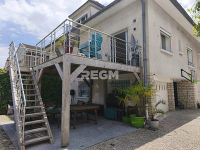 /international/fr/romilly-sur-seine-ardennes-310108843255/