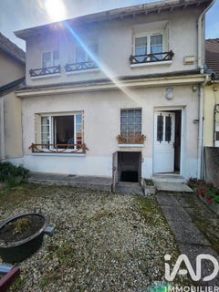 /international/fr/villenauxe-la-grande-ardennes-310108728752/