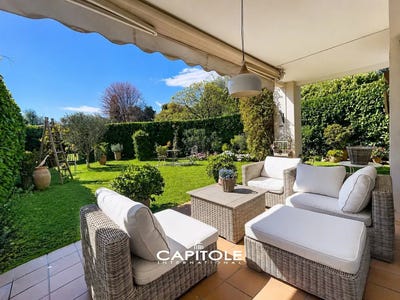 /international/fr/antibes-provence-alpes-cote-d-azur-310108527137/