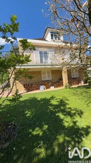 /international/fr/saint-gengoux-le-national-burgundy-310108619558/