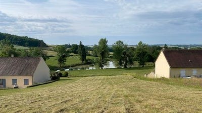 /international/fr/l-isle-sur-serein-burgundy-310099972009/
