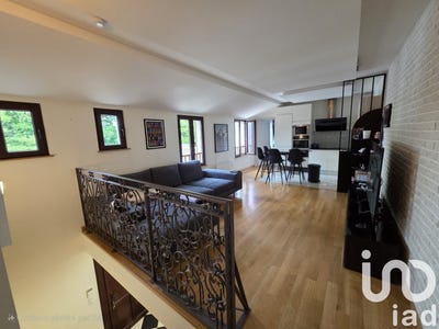 /international/fr/coye-la-foret-picardie-310099592287/