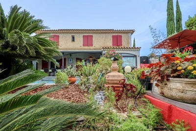 /international/fr/la-cadiere-d-azur-provence-alpes-cote-d-azur-310109016323/